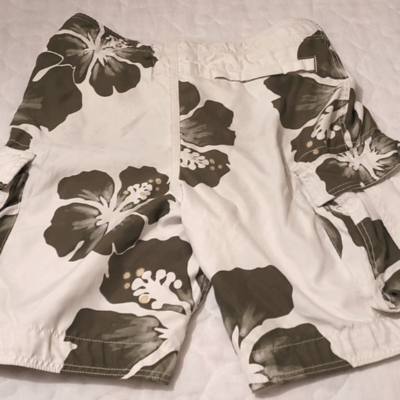 Hollister swim trunks size 30 - Picture 4 of 5